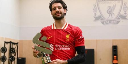 جمهور الريدز يخذل محمد صلاح.. ليفربول يُعلن لاعب شهر فبراير - شبكة أطلس سبورت