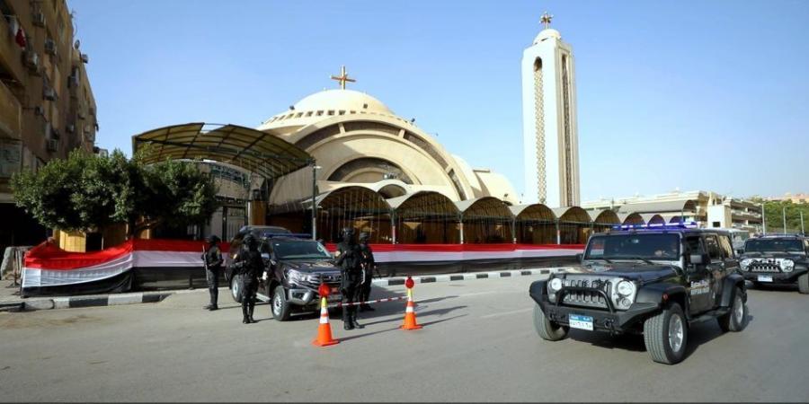 انتشار أمني مكثف بالشوارع لتأمين احتفالات الأقباط بعيد الميلاد المجيد (فيديو) - شبكة أطلس سبورت