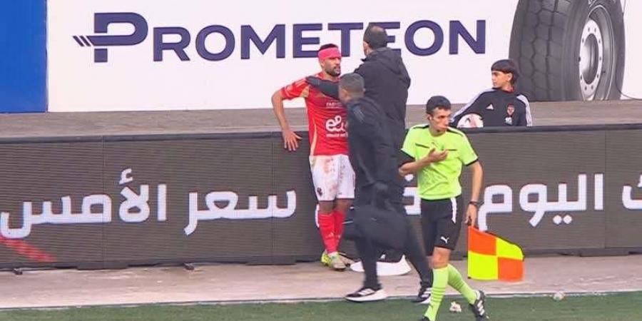 الدوري المصري| طبيب الأهلي يكشف حجم إصابة يحيى عطية الله..فيديو - شبكة أطلس سبورت