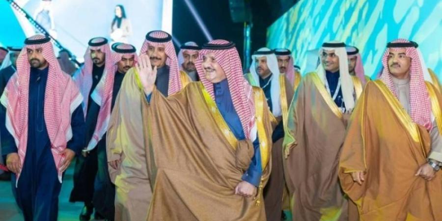 أمير الشرقية يفتتح منتدى حفر الباطن للاستثمار 2025 ويشهد توقيع اتفاقيات بقيمة 17 مليار ريال - شبكة أطلس سبورت