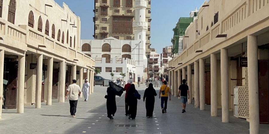 صور| "اليوم" تتجول في "قابل".. أحد أقدم شوارع جدة الاقتصادية  - شبكة أطلس سبورت