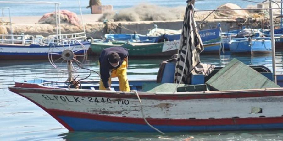 المنستير: البحارة يحتجون أمام وزارة الفلاحة للمطالبة بتحيين تراخيص عدد من مراكب الصيد البحري - شبكة أطلس سبورت